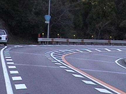 道路標(biāo)線在彎道處怎么畫？請看下文！